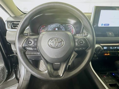 Certified 2025 Toyota RAV4 XLE w/ Convenience Package FWD image 15
