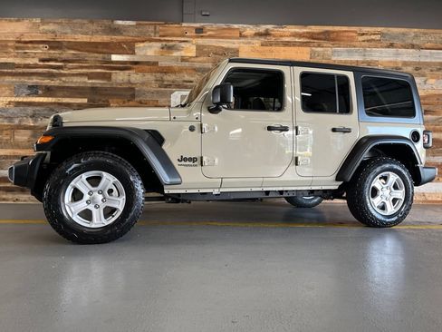 Used 2022 Jeep Wrangler Unlimited Sport AWD/4WD image 48