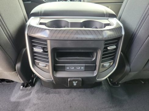 New 2026 RAM 1500 Big Horn AWD/4WD image 9
