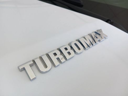 Used 2024 Chevrolet Silverado 1500 Custom AWD/4WD image 34