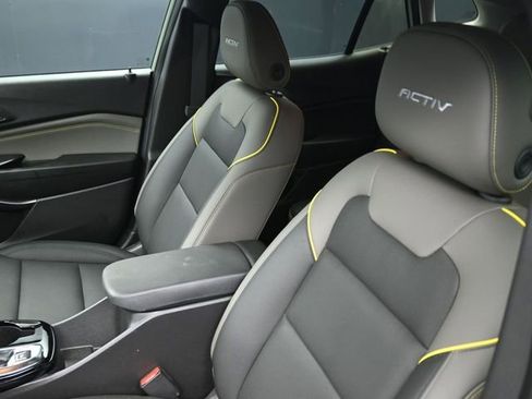 Used 2025 Chevrolet Trax ACTIV w/ Driver Confidence Package image 22