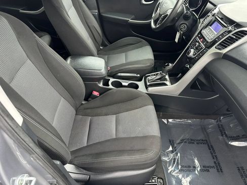 Used 2014 Hyundai Elantra GT FWD image 15