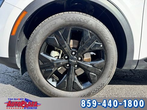 Used 2025 Kia Sportage X-Line w/ Premium Package AWD/4WD image 6