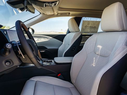 New 2026 Lexus RX 450h Luxury image 18