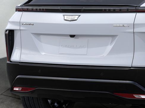 New 2026 Cadillac Lyriq Sport image 14