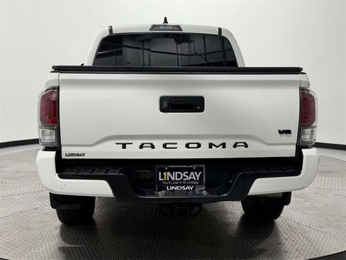 Used 2023 Toyota Tacoma TRD Sport image 5