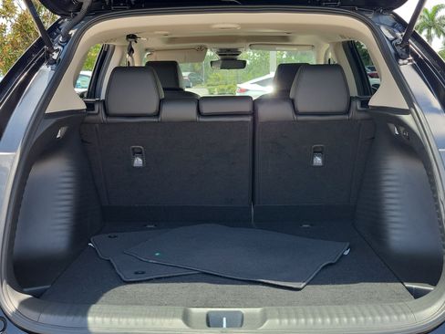 Used 2025 Honda HR-V EX-L image 9