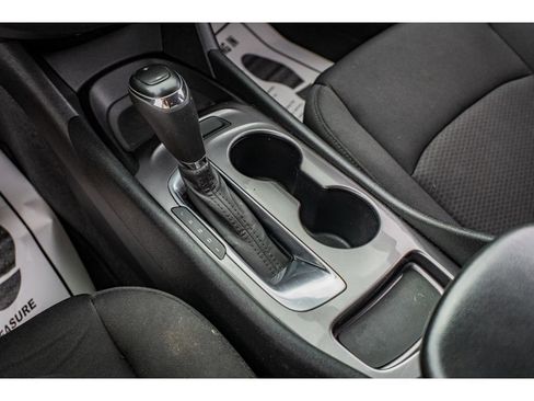 Used 2020 Chevrolet Malibu LS image 17