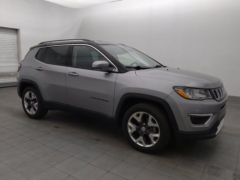 Used 2018 Jeep Compass Limited w/ Safe & Security Group FWD image 11
