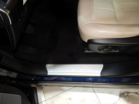 Used 2020 Land Rover Range Rover Sport HSE AWD/4WD image 12
