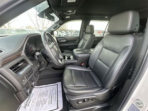 Used 2021 Chevrolet Tahoe LT w/ LT Signature Package image 11