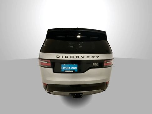 Used 2020 Land Rover Discovery HSE image 7