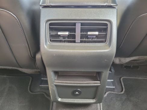 Used 2024 Ford Edge SEL AWD/4WD image 25