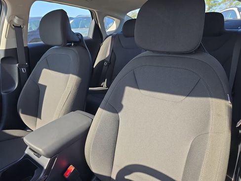 New 2026 Kia K4 LX image 21