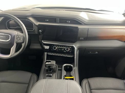 Certified 2025 GMC Sierra 1500 Denali w/ Denali Reserve Package AWD/4WD image 17