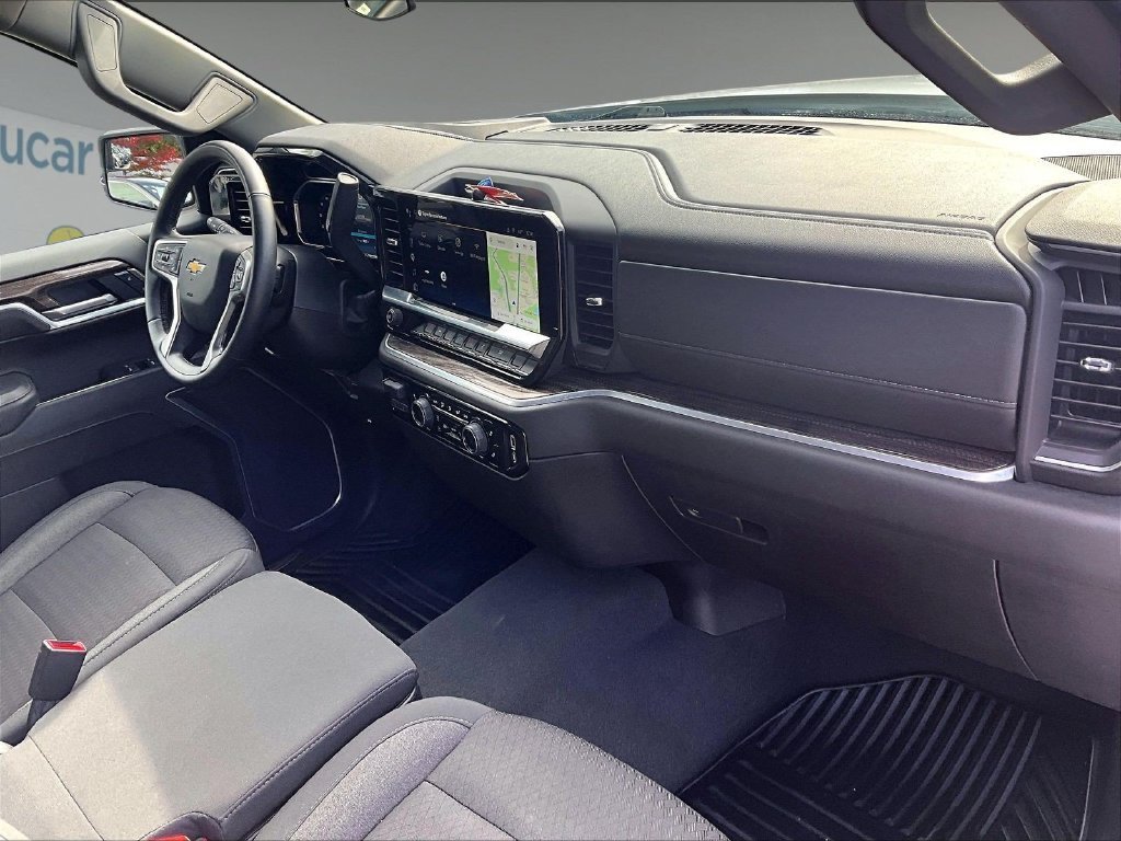 Used 2026 Chevrolet Silverado 1500 LT AWD/4WD image 14
