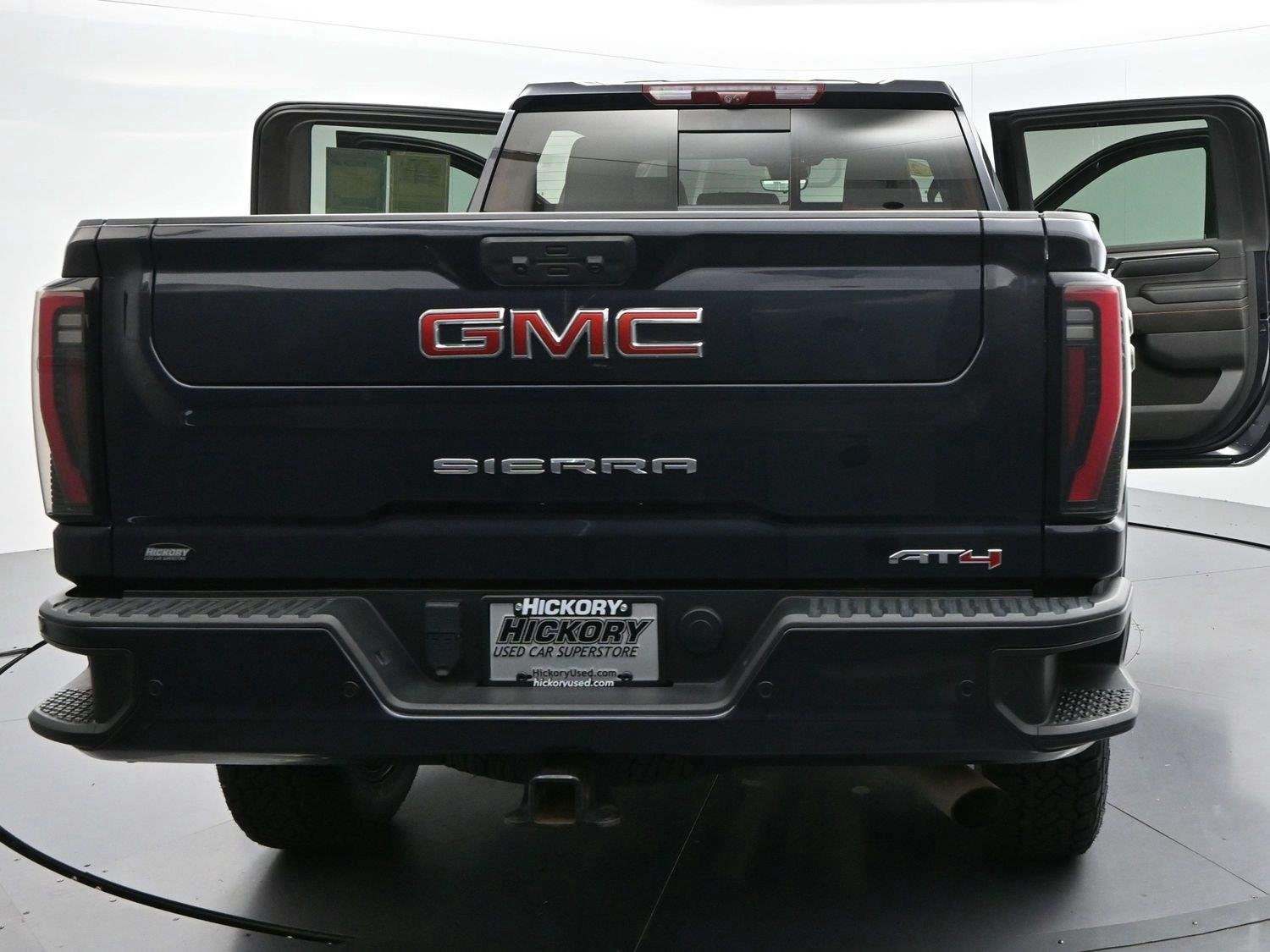 Used 2024 GMC Sierra 2500 AT4 w/ AT4 Premium Plus Package AWD/4WD image 41