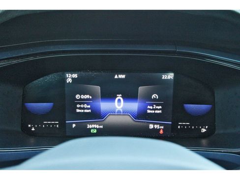 Used 2022 Volkswagen Taos SE image 18