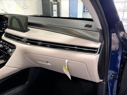 Used 2026 INFINITI QX60 Luxe w/ Cargo Package AWD/4WD image 13