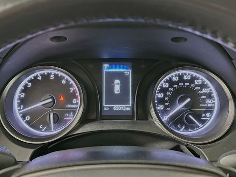 Used 2023 Toyota Camry SE image 19