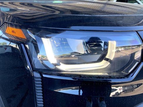 New 2026 Jeep Cherokee Overland w/ Trailer Tow Group AWD/4WD image 25