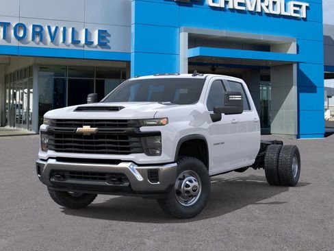 New 2025 Chevrolet Silverado 3500 W/T w/ WT Convenience Package image 6