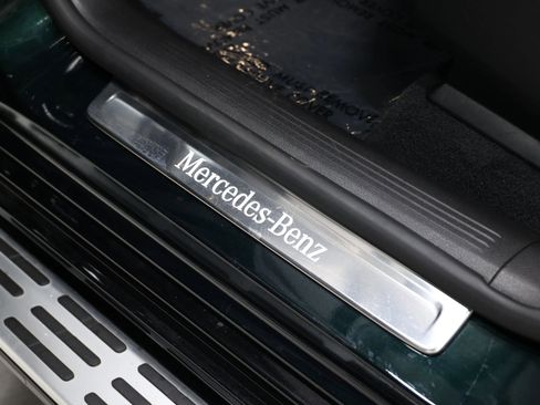 Used 2023 Mercedes-Benz EQS 580 4MATIC SUV image 15