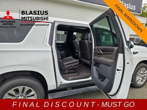 Used 2023 GMC Yukon XL Denali image 6