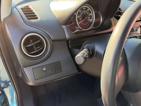 Used 2012 MAZDA MAZDA2 Sport image 23