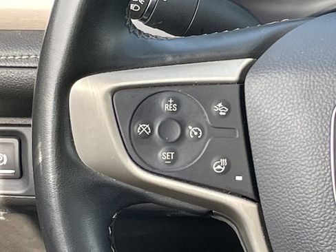 Used 2023 GMC Acadia Denali image 12