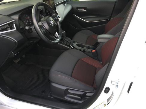 Used 2025 Toyota Corolla SE FWD image 20