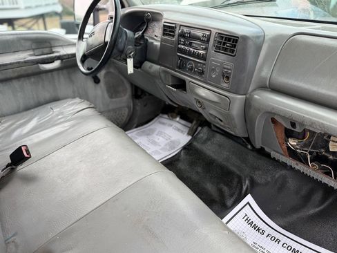 Used 2003 Ford F350 XL image 13