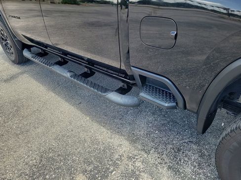 Used 2022 Chevrolet Silverado 2500 LTZ w/ LTZ Plus Package AWD/4WD image 9