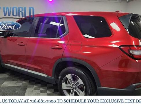 Used 2025 Honda Pilot EX-L image 5