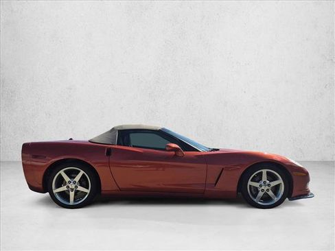Used 2005 Chevrolet Corvette Convertible w/ Preferred Equipment Group RWD image 4