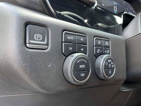Used 2023 Chevrolet Silverado 1500 LTZ w/ Z71 Off-Road Package AWD/4WD image 17