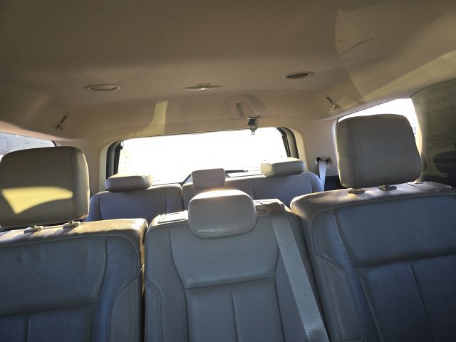 Used 2018 Ford Expedition XLT w/ Equipment Group 202A RWD image 14