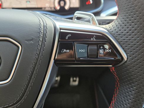 Used 2026 Audi RS 7 Performance w/ Matte Carbon Package AWD/4WD image 15