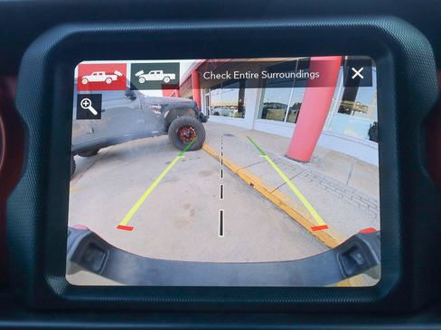 Used 2020 Jeep Gladiator Rubicon image 11