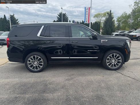 New 2026 GMC Yukon Denali w/ Denali Reserve Package AWD/4WD image 8
