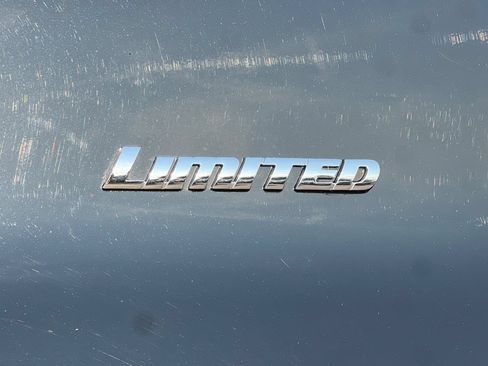Used 2021 Toyota 4Runner Limited AWD/4WD image 29