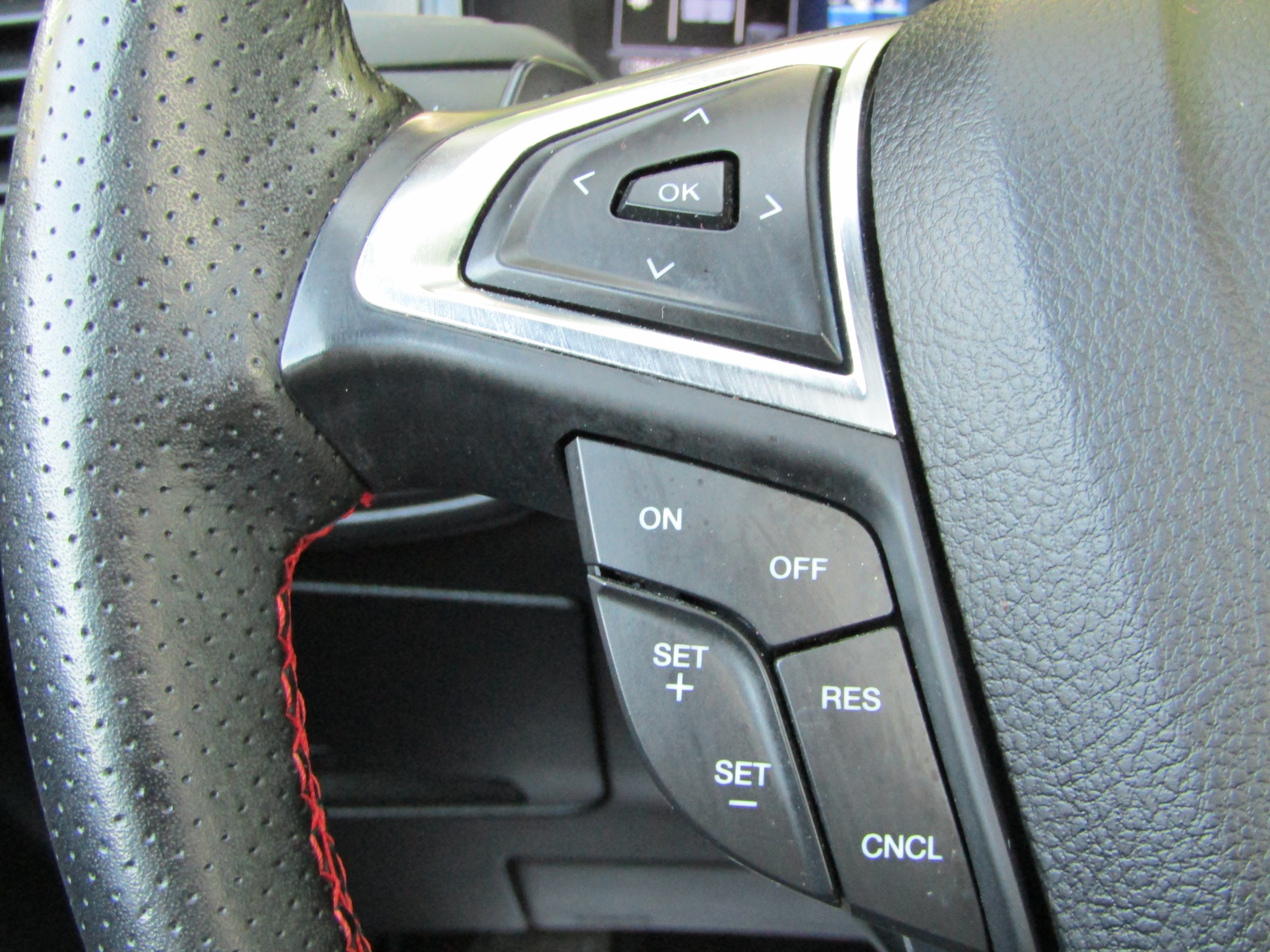 Used 2023 Ford Edge ST-Line AWD/4WD image 29