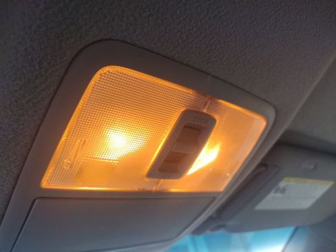 Used 2010 Toyota RAV4 4WD image 19