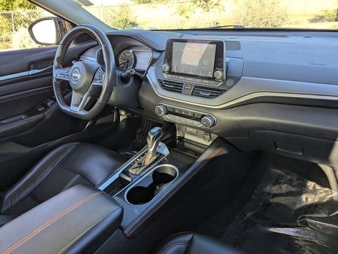 Certified 2023 Nissan Altima 2.5 SR image 13