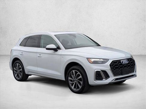 Used 2023 Audi Q5 2.0T Premium Plus image 3