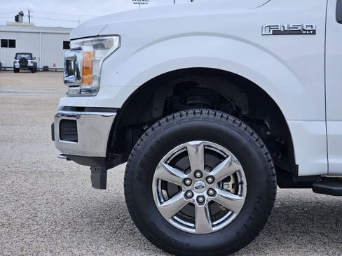 Used 2018 Ford F150 XLT w/ Equipment Group 301A Mid image 12