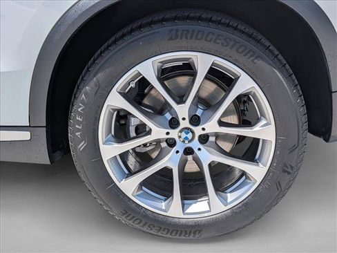 Used 2026 BMW X5 xDrive40i w/ Parking Assistance Package AWD/4WD image 26