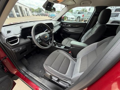 Used 2024 Chevrolet TrailBlazer LT AWD/4WD image 10
