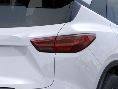 New 2026 Chevrolet Blazer LT w/ Sound & Technology Package FWD image 11