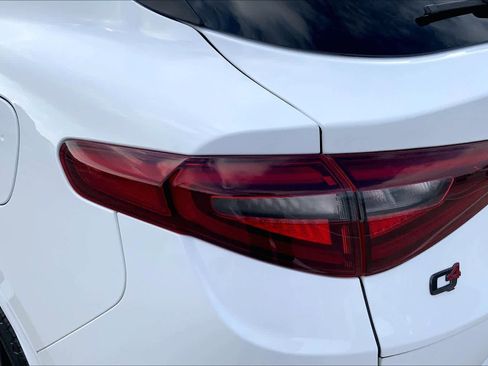 Used 2021 Alfa Romeo Stelvio Ti w/ Nero Edizione image 28